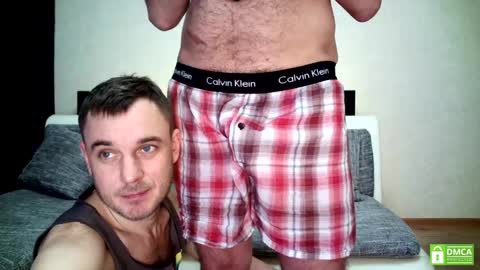 Alex and Tobey online show from 4, 2, 2025