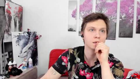 Snapshot of alex_wandhot chatting on 6, 3, 2025 Alex WandHot online show from 6, 3, 2025