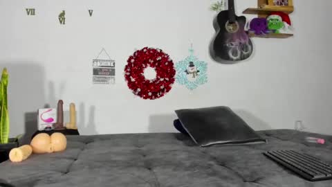 Alex Woll online show from 22, 12, 2024