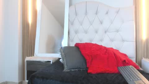 Snapshot of alexa_bravva chatting on 7, 10, 2025 alexa_bravva online show from 7, 10, 2025