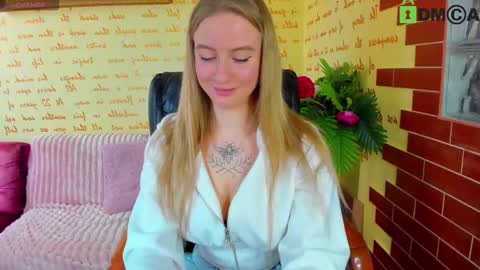 Snapshot of alexa_glory chatting on 15, 11, 2025 Alexa online show from 15, 11, 2025