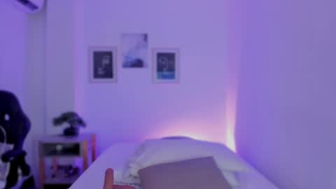 Snapshot of alexa_millers_ chatting on 5, 2, 2025 Alexa Millers online show from 5, 2, 2025