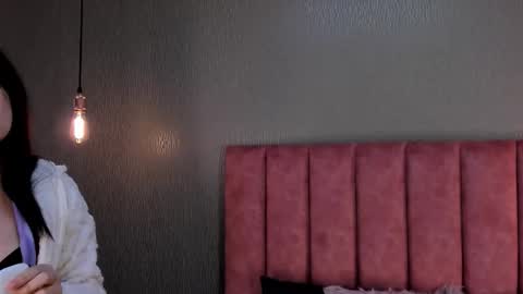 Alexa Thaylor online show from 1, 12, 2025