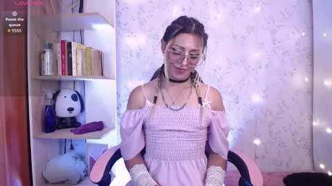 Snapshot of alexaavandercloude chatting on 5, 6, 2026 alexaavandercloude online show from 5, 6, 2026