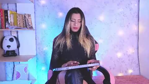 alexaavandercloude online show from 19, 7, 2026