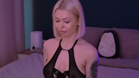 Alexa Mason online show from 9, 3, 2025