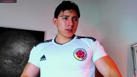 Snapshot of alexander_classy chatting on 8, 7, 2026 Alex online show from 8, 7, 2026