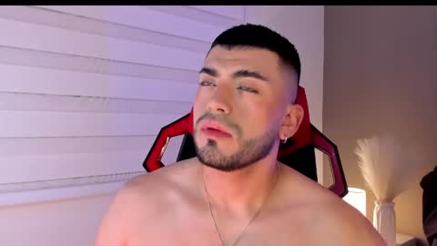 Snapshot of alexander_diiaz chatting on 21, 4, 2026 Alexander Diaz online show from 21, 4, 2026