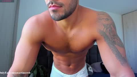 Snapshot of alexander_martines chatting on 14, 6, 2026 Onlyfansalexmartinezwb Instagram alexwbmartinez Twitter martinezcb937 online show from 14, 6, 2026