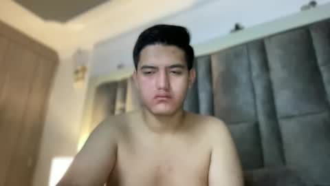 Snapshot of alexandergrey760886 chatting on 25, 11, 2025 alexander grey online show from 25, 11, 2025