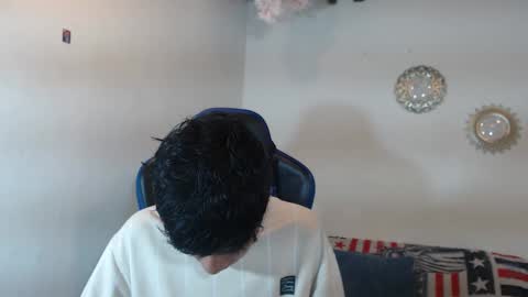 Snapshot of alexandluke1 chatting on 21, 10, 2025 chicos hot online show from 21, 10, 2025