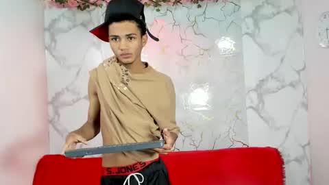 chicos hot online show from 29, 6, 2026