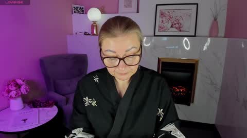 Alexandra online show from 4, 2, 2025