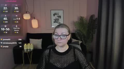 Alexandra online show from 12, 3, 2025