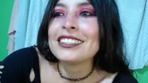 alexandrasaen online show from 4, 12, 2024