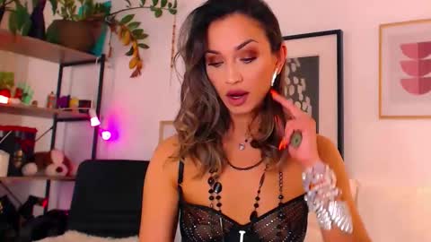 alexandrawooow online show from 23, 4, 2026