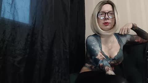 Snapshot of alexandrazaryanova chatting on 13, 11, 2025 Alexandra online show from 13, 11, 2025