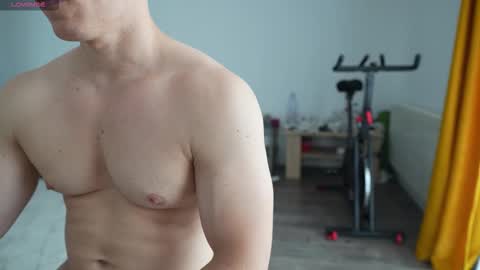 alexfit96 online show from 9, 9, 2025