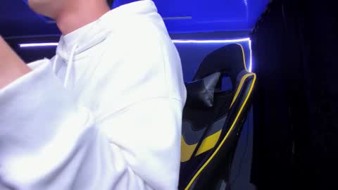 Snapshot of alexgiraldo__ chatting on 1, 11, 2025 alexgiraldo__ online show from 1, 11, 2025