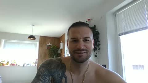 rey ale84 online show from 27, 3, 2026