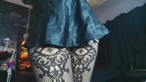 Snapshot of alexhoe_ chatting on 23, 11, 2025 Alex online show from 23, 11, 2025