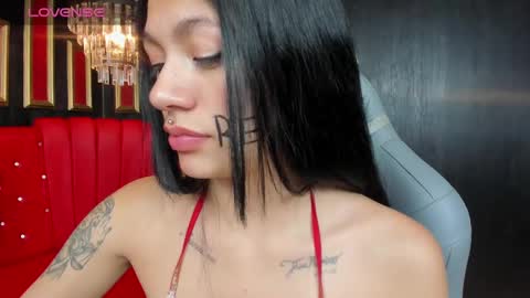 Alexiaa  Online 1430 to 2100 GMT-5 online show from 24, 12, 2024