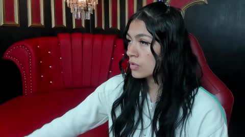 Alexiaa  Online 1430 to 2100 GMT-5 online show from 21, 2, 2025