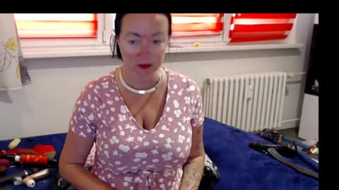 Snapshot of alexie33 chatting on 19, 7, 2026 alexie33 online show from 19, 7, 2026