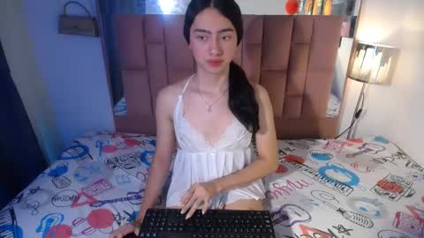 Snapshot of alexis_brown11 chatting on 20, 9, 2025 -- ALEXIS -- online show from 20, 9, 2025