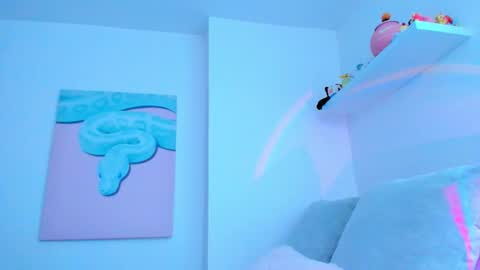 Alexiis 3 online show from 15, 9, 2025