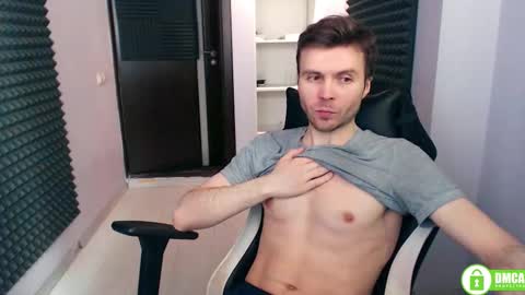 Snapshot of alexspilner chatting on 4, 11, 2025 Alex Spilner online show from 4, 11, 2025