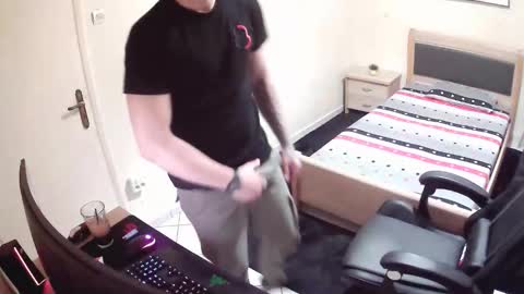 alexthepro00 online show from 22, 4, 2026