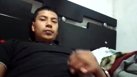 Snapshot of alexx669 chatting on 15, 10, 2025 alexx669 online show from 15, 10, 2025