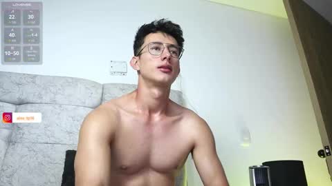 Alex online show from 4, 12, 2025