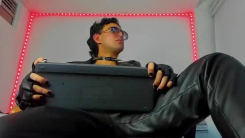 Snapshot of alexxx_savage chatting on 21, 9, 2025 Alexander online show from 21, 9, 2025