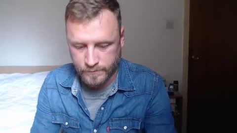 Snapshot of alexyno2020 chatting on 9, 9, 2025 alexyno2022 ONLYFANS online show from 9, 9, 2025