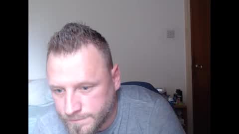 Snapshot of alexyno2020 chatting on 15, 9, 2025 alexyno2022 ONLYFANS online show from 15, 9, 2025