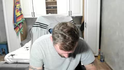 Snapshot of alexyno2020 chatting on 25, 10, 2025 alexyno2022 ONLYFANS online show from 25, 10, 2025