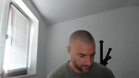 alfiesolomons87 online show from 17, 10, 2025