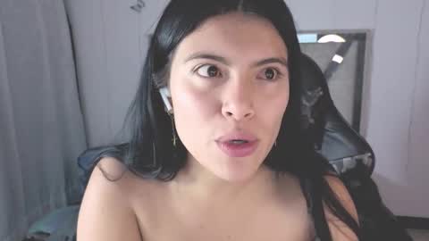 Carolina Join The Fan Club  online show from 25, 10, 2025