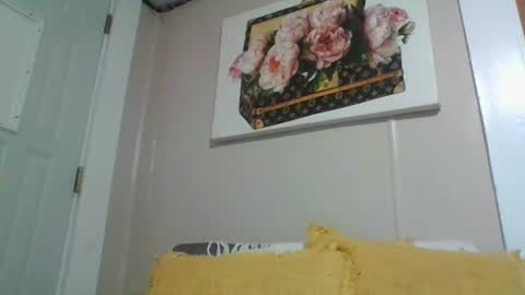 Snapshot of ali_tayler chatting on 7, 10, 2025 ali_tayler online show from 7, 10, 2025