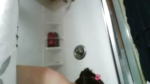 Snapshot of ali_tayler chatting on 23, 10, 2025 ali_tayler online show from 23, 10, 2025