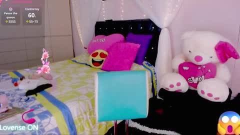 Snapshot of aliana_ross chatting on 24, 2, 2025 aliana_ross online show from 24, 2, 2025