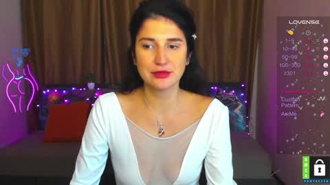 Snapshot of alianna_solo_kiss chatting on 8, 1, 2025 Alianna online show from 8, 1, 2025