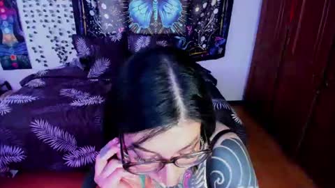 Snapshot of alice666f chatting on 3, 7, 2026 ALiCE ROSE online show from 3, 7, 2026