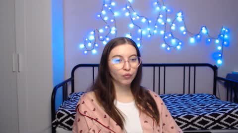 Alice online show from 16, 1, 2025