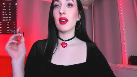 Miss Alice online show from 25, 1, 2025