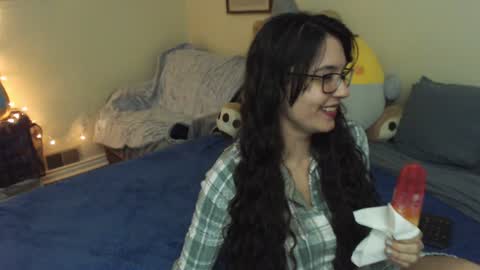 Snapshot of alice_asks chatting on 2, 12, 2024 Alice Asks online show from 2, 12, 2024