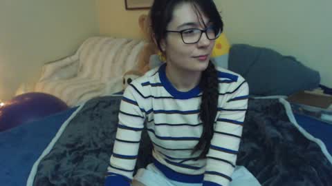 Snapshot of alice_asks chatting on 21, 12, 2024 Alice Asks online show from 21, 12, 2024