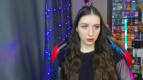 Snapshot of alice_bailey chatting on 13, 12, 2024 Alice online show from 13, 12, 2024